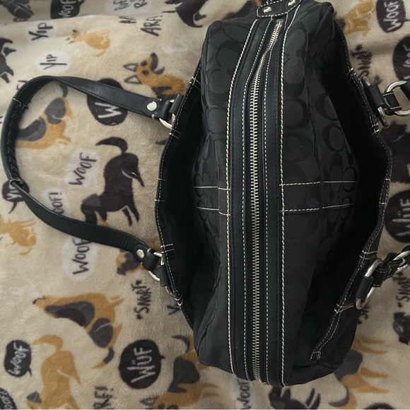 COACH  EUC Black 2 Handle Handbag Purse - Picture 6 of 13